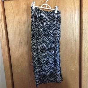 White and Black Print Skirt